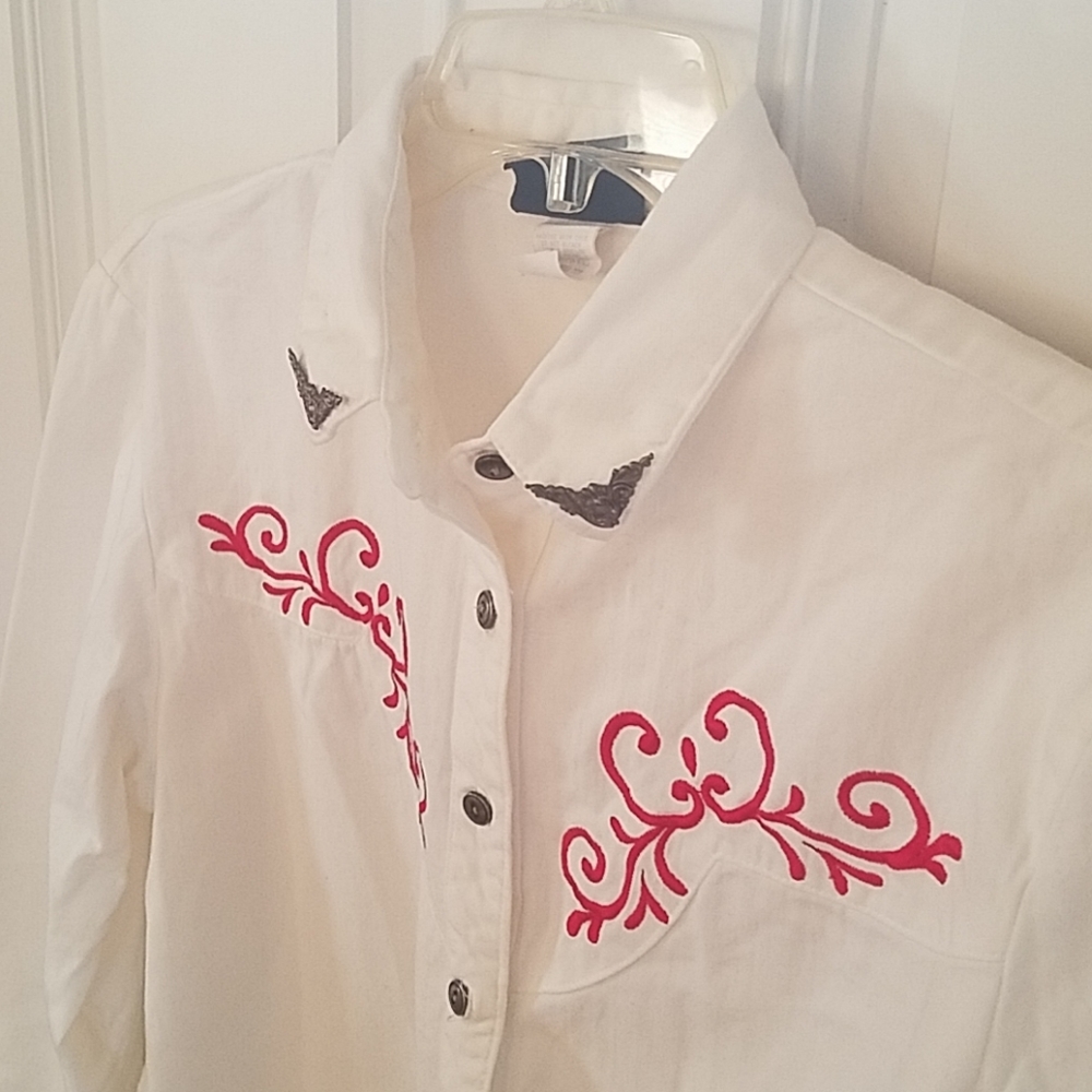 Sz L Rough Rider Circle T w/Silver Wings on Collar